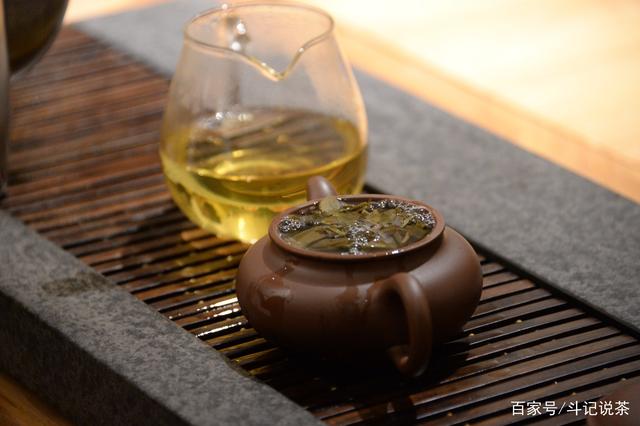 詳解:冷(lěng)泡茶與傳統茶葉有(yǒu)何不(bù)同